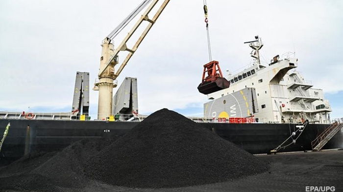 Экспорт российского угля по морю остановился — Bloomberg