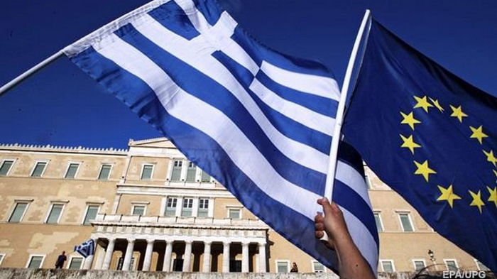 Греция вышла из системы финансового контроля ЕС