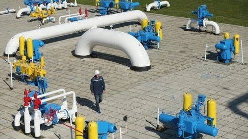 Цена газа в Европе превысила 3200 долларов