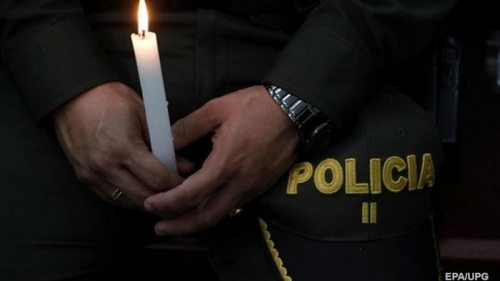В Колумбии восемь полицейских погибли при взрыве бомбы