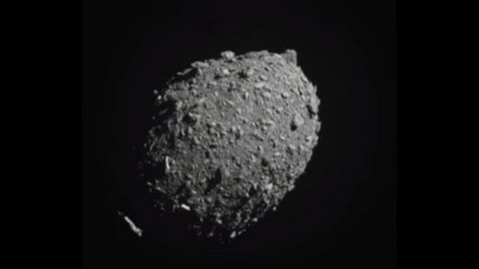 Космические телескопы «Хаббл» и «Уэбб» сняли момент столкновения астероида с кораблем DART