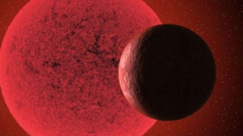 Ученые нашли гигантскую планету рядом с красным карликом