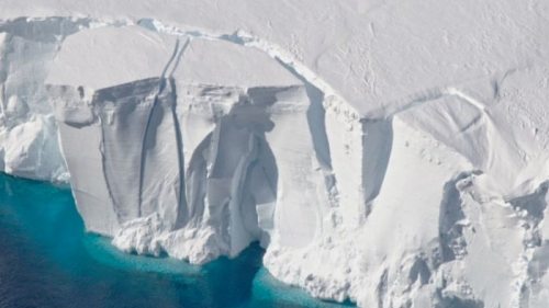 Потепление на 4 градуса уничтожит треть шельфовых ледников Антарктиды