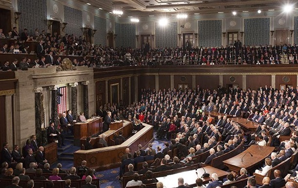 Сенат проголосовал за отмену режима ЧП в США