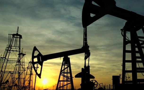 Цены на нефть упали после резкого подъема