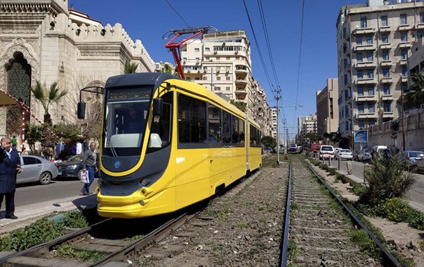 В Египте запустили украинский трамвай