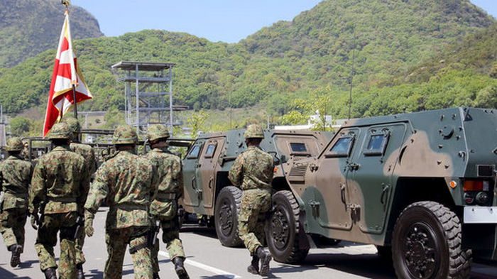 Япония отказывается от пацифизма: выделяет $320 млрд на оборону, повышает налоги
