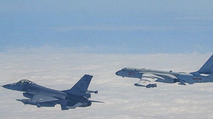 Тайвань поднял боевые самолеты, чтобы предотвратить вторжение китайских ВВС