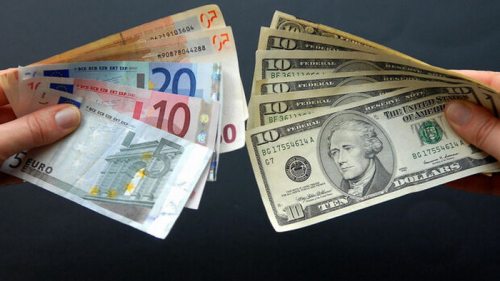 Евро подешевел на 40 копеек. Курс валют НБУ