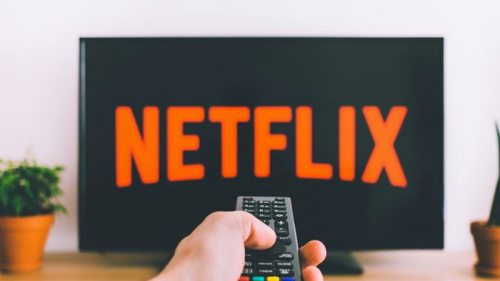 Netflix ищет бортпроводника на зарплату $385 000 в год
