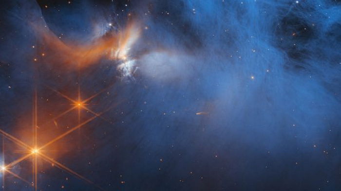 Телескоп Джеймс Уэбб обнаружил самый холодный межзвездный лед в космосе