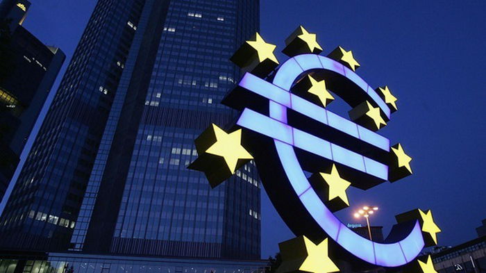 Инфляция в еврозоне в январе замедлилась сверх прогнозов