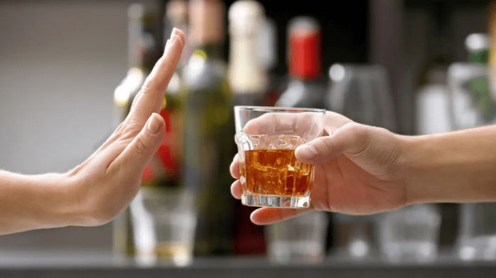 Отказ от алкоголя существенно улучшает работу мозга: необходим всего 18-дневный перерыв