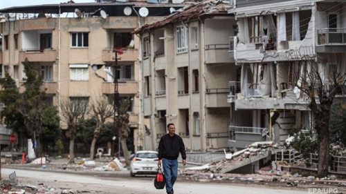 Число пострадавших при новом землетрясении в Турции превысило 560