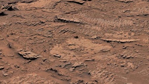Curiosity запечатлел «волны» на горе Марса