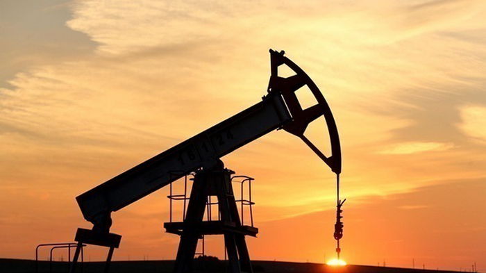 Нефть дорожает на фоне падения экспорта из России