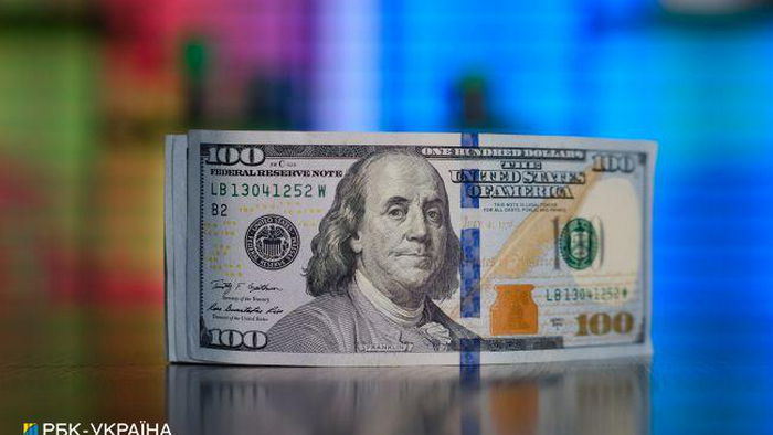 НБУ за последний месяц сократил продажу валюты из резервов на 20%