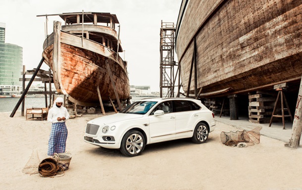Bentley выпустит 5 коллекционных автомобилей Bentayga (видео, фото)