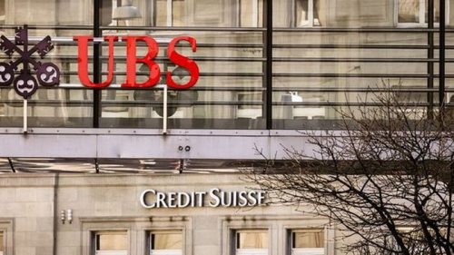 Крупнейший банк Швейцарии согласился выкупить проблемный Credit Suisse...