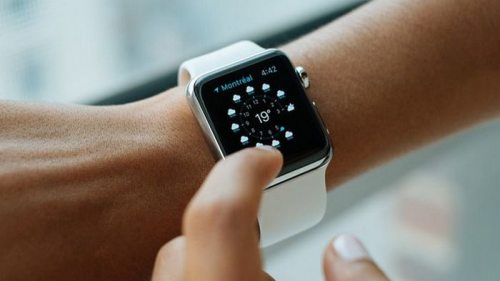 Apple планирует добавить возможность измерения уровня глюкозы на Apple Watch к 2030 году