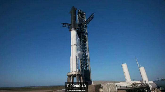 SpaceX отменила запуск Starship за 40 секунд до старта