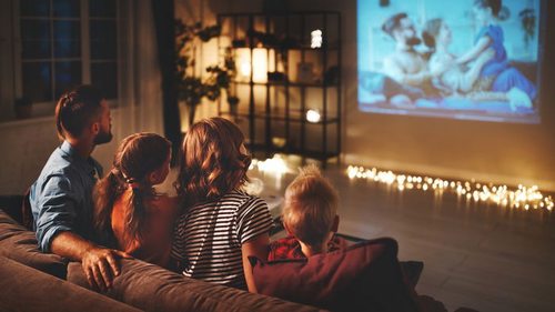 Подборка фильмов для просмотра с детьми: они учат добру (видео)