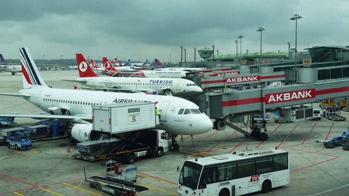 Аэропорт Стамбула побил мировой рекорд по количеству взлетов и посадок самолетов за сутки