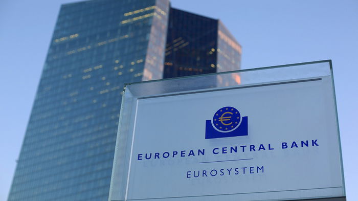 Европейский центробанк поднял учетную ставку до 22-летнего максимума