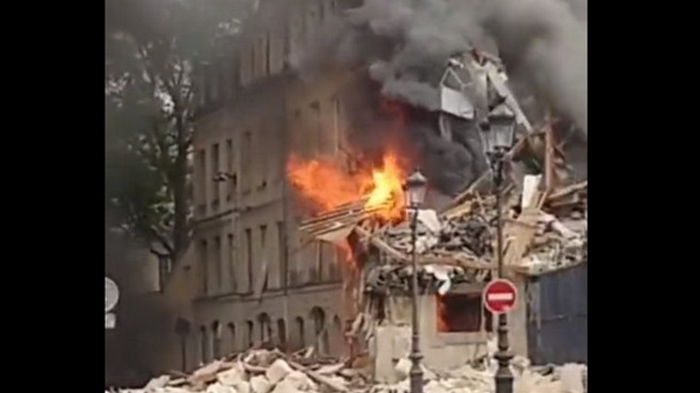 Взрыв в Париже: пострадали 16 человек