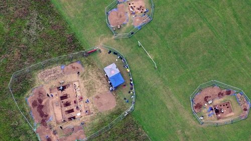 Построенный в бронзовом веке: археологи исследуют самый древний дом в Кардиффе