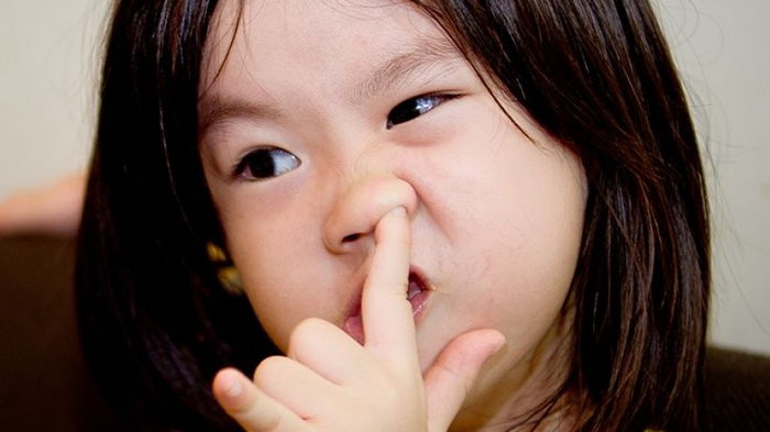 Не суйте пальцы в нос. Ученые назвали еще одну причину отказаться от грубой привычки