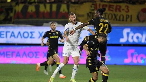 Динамо проиграло Арису в Лиге конференций