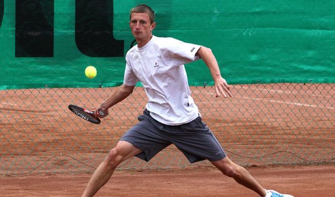 Украинский теннисист получил пожизненную дисквалификацию за договорняки