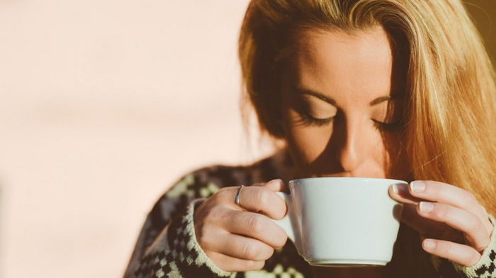 Кофеин против дремоты. Ученые объяснили, может ли кофе спасти от недосыпания