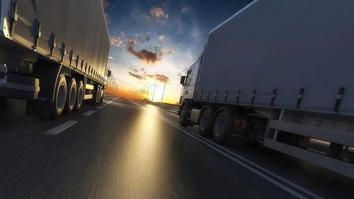 В Киеве из-за жары ограничили движение грузовиков