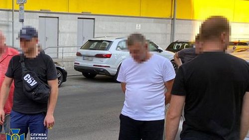 Фальшивомонетчики пытались продать полмиллиона поддельных долларов