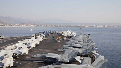 Крупнейший в мире авианосец США прибыл в Турцию
