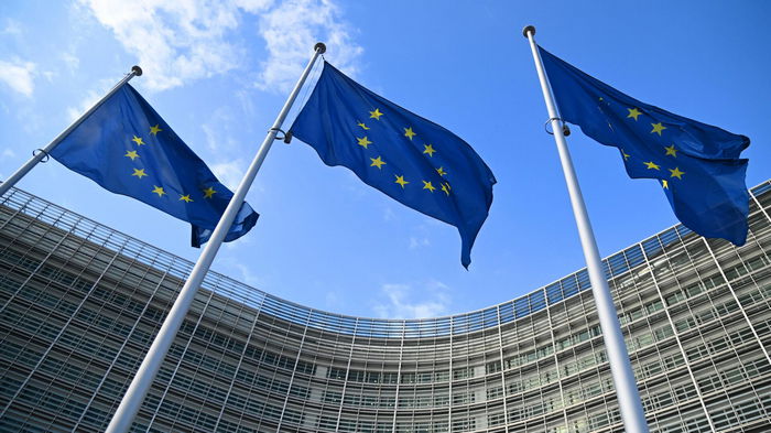 ЕС готовит на осень «существенные предложения» по расширению