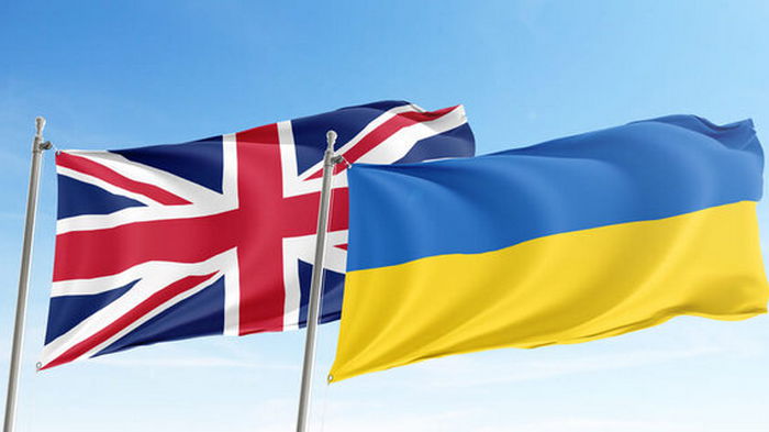 Украина получила $100 млн под гарантию Великобритании для выплаты пенсий за июль