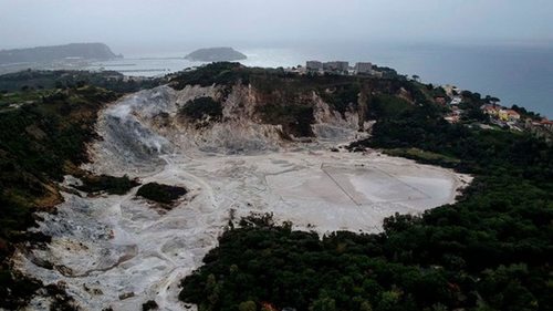 В Италии ряд землетрясений всколыхнул супервулкан