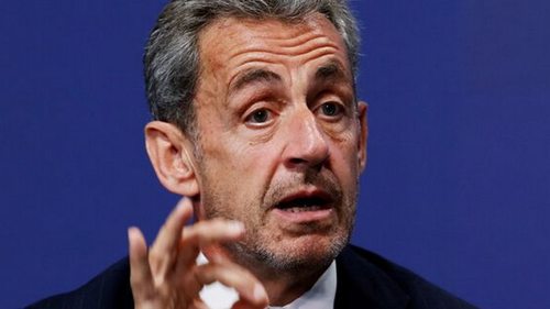 Экс-президенту Франции Саркози после приговора за коррупцию выдвинули еще два обвинения