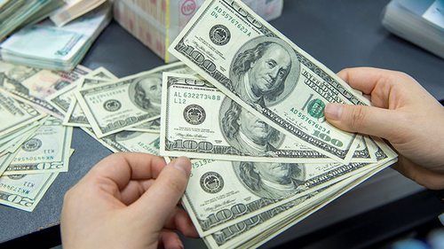 НБУ объявил о переходе на гибкий курс доллара