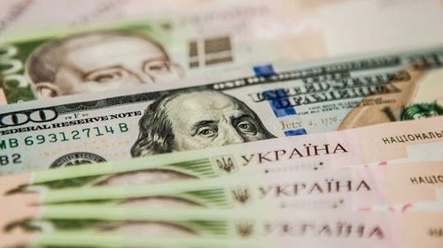 У бизнеса спросили, какой курс он ожидает через год. В среднем – 40 грн/$