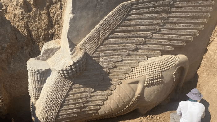 Мифическое чудо шумеров. Археологи обнаружили статую ассирийской богини-защитницы ламасу