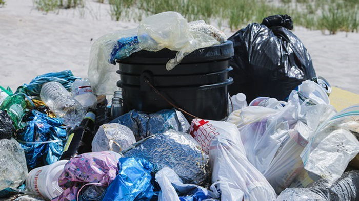 В Одесской области построят семь заводов для переработки мусора