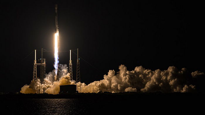 SpaceX вывела на орбиту 23 спутника Starlink