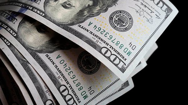 Доллар подешевел после четырехдневного роста: НБУ установил курс на 1 декабря