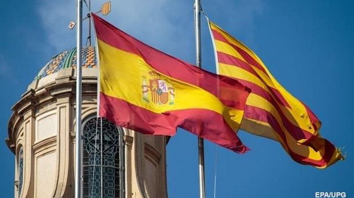 Агентов разведки Испании подозревают в передаче секретной информации США