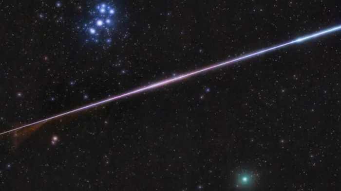 Комета забросает Землю мусором: в небе будут видны вспышки