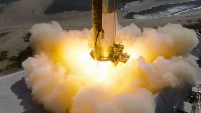 SpaceX протестировали двигатели перед третьим полетом Starship (видео)